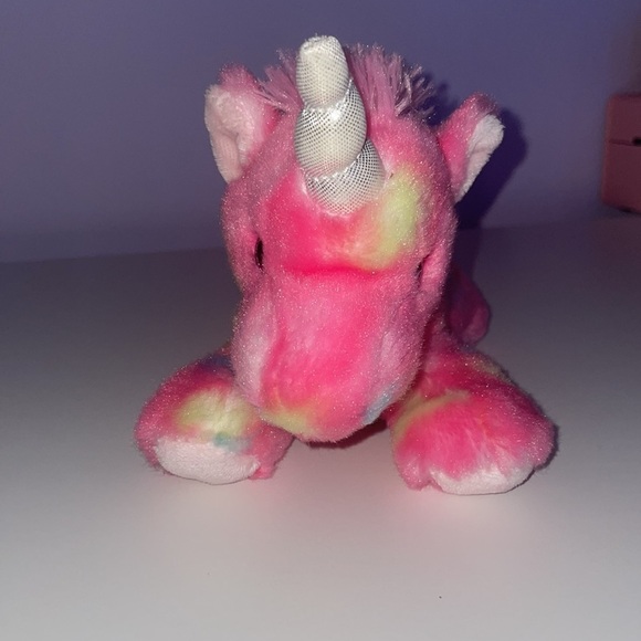 Pink unicorn stuffed animal 🦄 - Picture 3 of 8